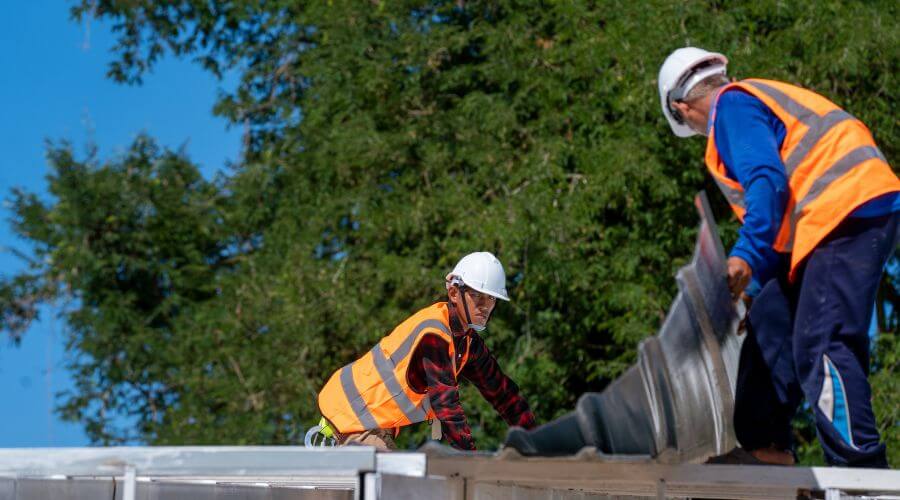 Professional new roof installation services in Chinook, MT